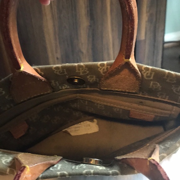 Vintage Dooney & Bourke, Inc. Tiny Tassel Tote - Picture 5 of 8